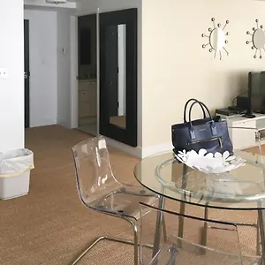 The Carlyle 3g Apartament *