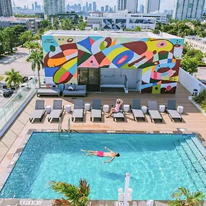 Hotel Upsun & Social Club Miami Beach