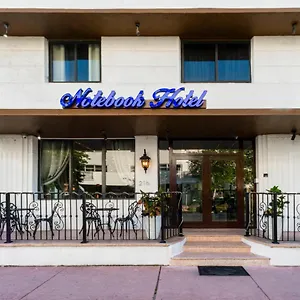 Отель Notebook Miami 3*