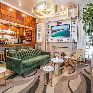 Chesterfield & Hotel Miami Beach