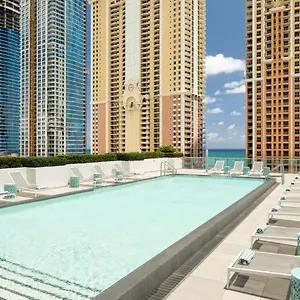 Отель Miami Sunny Isles