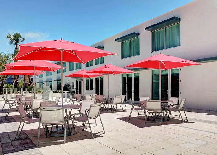Фото Residence Inn By Marriott Miami Beach Сарфсайд