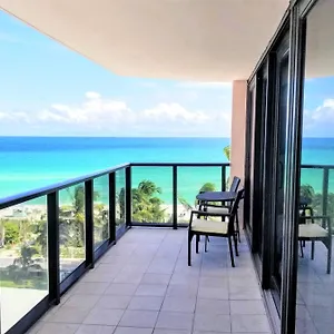 Alexander 702 Holiday home *