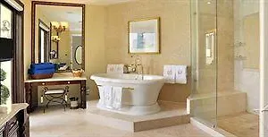 Villazzo Miami Beach