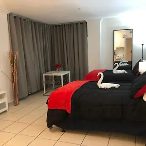 Apartahotel Casablanca On The Beach, Oceanfront Miami