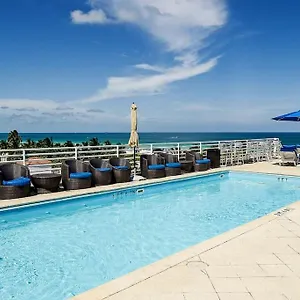 Rooftop-pool King Bed On Ocean Dr C305