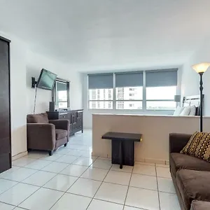 Hotel Castle Beach: Serenity Miami Beach